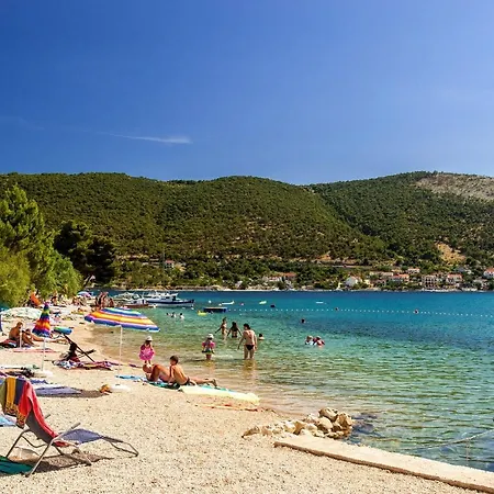 Διαμέρισμα By The Sea Grebastica, Sibenik - 6135 *