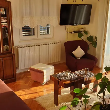 By The Sea Grebastica, Sibenik - 6135 *