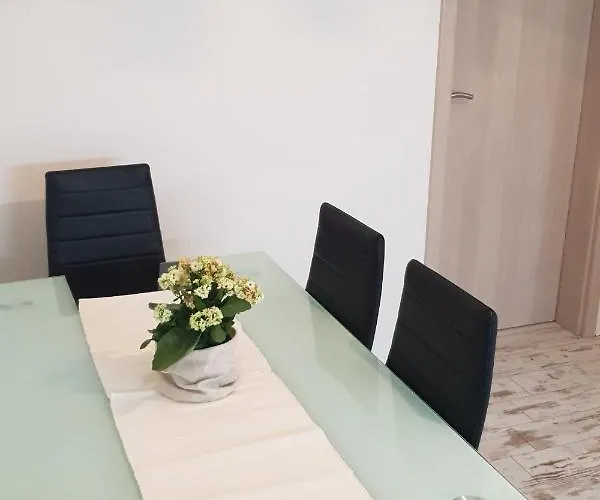 Apartman By The Sea Grebastica, Sibenik - 6135 *